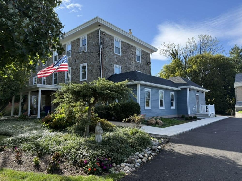Hopewell Vet Hospital Building